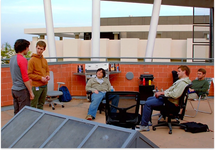 Resting and Vesting on the Hooli Roof, Silicon Valley